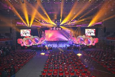 音響燈光租賃_音響燈光租賃供貨商_供應(yīng)北京舞臺篷房搭建舞臺音響燈光租賃_音響燈光租賃價(jià)格_北京中天桌椅租賃公司